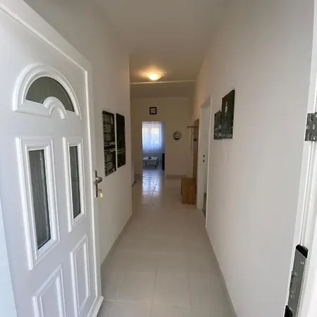 Petra Apartment